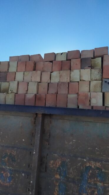кирпичи купить: Кирпич оптом и штучно ЗИЛ 2000 и 2500