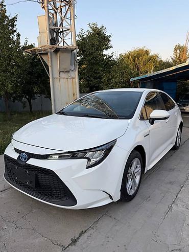 gac aion s 2021: Toyota Corolla: 2022 г., 1.8 л, Вариатор, Гибрид, Седан — 3
