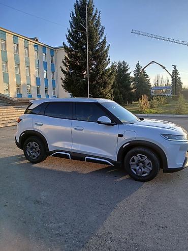 электро чанган: BYD Yuan Up: 2025 г., 0.1 л, Вариатор, Электромобиль, Кроссовер — 1