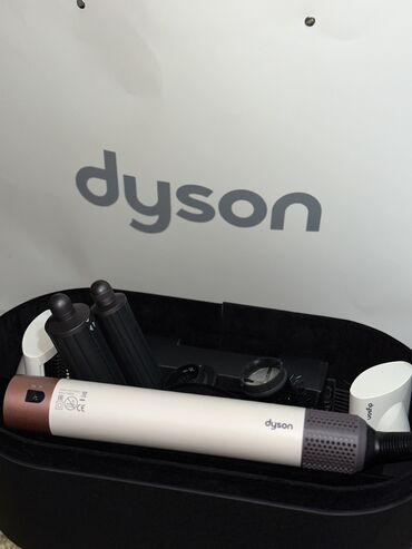 стайлер: Чач кургаткыч Dyson, Кесипкөй