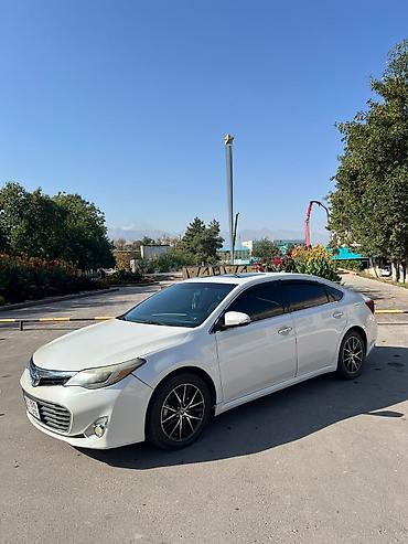 авто машина под выкуп: Toyota Avalon: 2013 г., 2.5 л, Вариатор, Гибрид, Седан — 1