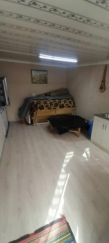 Продажа полдома: Нарын шаарынын РТС аймагынан баардык шарты менен үй сатылат! Адрес — 7