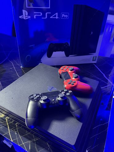 PS4 (Sony PlayStation 4): PS4 pro память 1TB дисководом пользовался мало 2геймпада обмена нет и