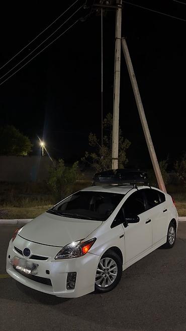 bwb e34: Toyota Prius: 2013 г., 1.8 л, Автомат, Гибрид, Хэтчбэк — 2