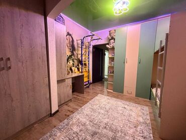 отдых на горах: 3 комнаты, 78 м², 106 серия улучшенная, 8 этаж, Евроремонт