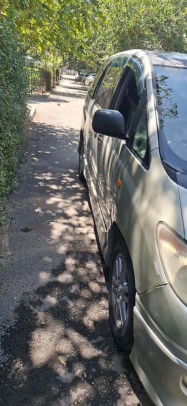 сидения авто: Toyota Estima: 2002 г., 2.4 л, Автомат, Бензин, Минивэн — 3