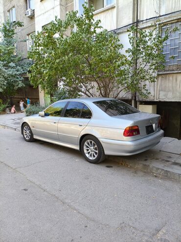 продаю авто в аварийном состоянии: BMW 5 series: 2003 г., 2.5 л, Автомат, Бензин