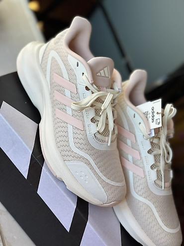 кроксы взрослые: Кроссовки adidas (женские/юниор), размер EU 36 2/3 (US 4.5, UK 4, JP — 1