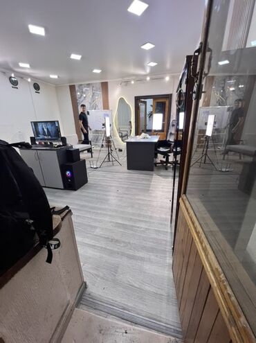 сдаю помещение под офис: Ижарага берем Офистик, 35 кв. м, Турак комплексинде, Жабдуулары менен