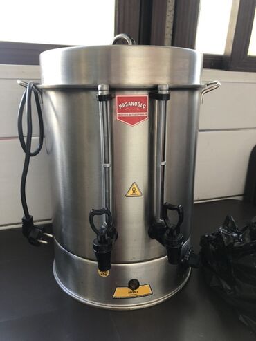 işlenmiş qaplar: İşlənmiş Elektrik Samovar, 10-dan çox l, Ünvandan götürmə