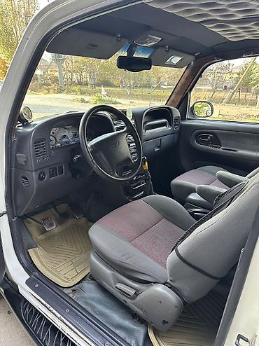 сибирия: Ssangyong Korando: 2001 г., 2.9 л, Механика, Дизель, Внедорожник — 6