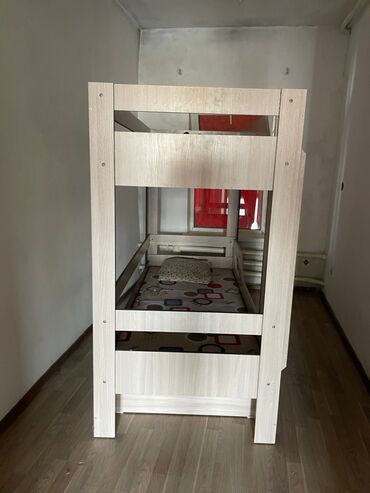 кухный буфет бу: Продается
Цена договорная 
0(701)(463)(639)