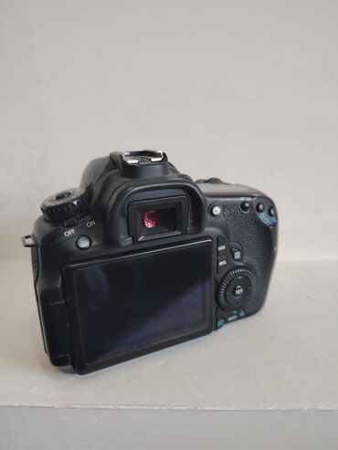 Foto və videokameralar: Canon 60D 
tecili satilir 
real aliciya endirim olunacag