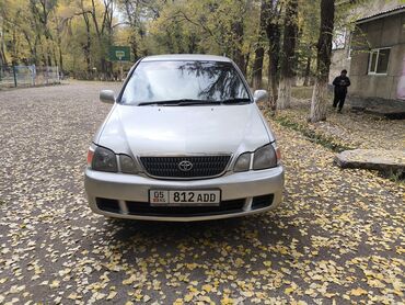 Toyota: Toyota Gaia: 2003 г., 2 л, Автомат, Бензин, Вэн/Минивэн