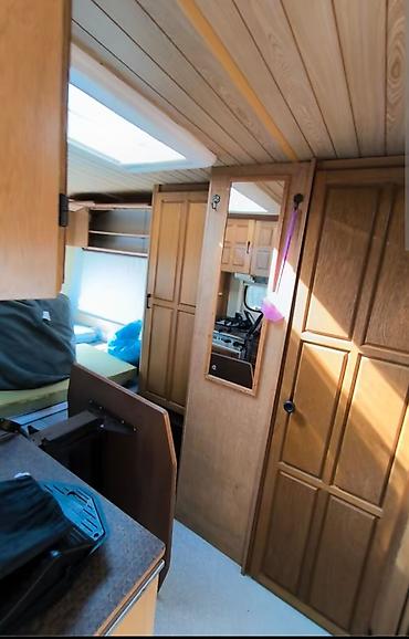 Qoşqular: LUX qoşqu karvan - Korpus: yüngül qoşqu tipli karvan, yan dayaq — 6