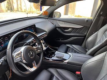 tesla model s: Mercedes-Benz EQC: 0.1 l | 2020 il Krossover — 2