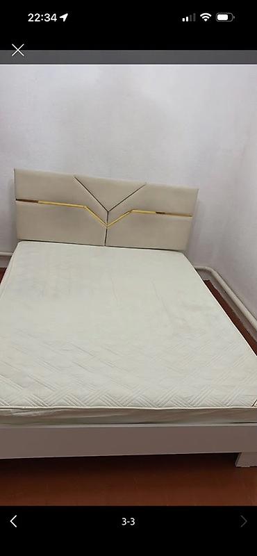 dressing table: Спальный гарнитур в светлом современном исполнении: кровать с мягким — 1