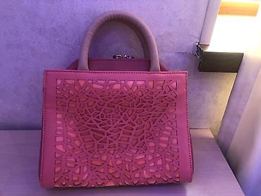 bags: Kosmetika orqanayzeri oriflame zakazla. Yeni. Narçiyeyi reng 25 manat — 3