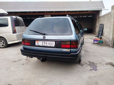 Volkswagen: Volkswagen Passat Variant: 1992 г., 1.8 л, Механика, Бензин, Универсал — 3