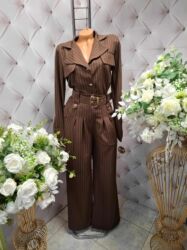 Kompleti: ❤️❤️ kompleti Cena: 4300 din Elegantni ženski komplet sa prugama – na lalafo.rs — 3 Kompleti: ❤️❤️ kompleti Cena: 4300 din Elegantni ženski komplet sa prugama – — 3