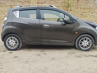 разбитые авто: Chevrolet Spark: 2010 г., 1 л, Автомат, Бензин, Хэтчбэк — 3