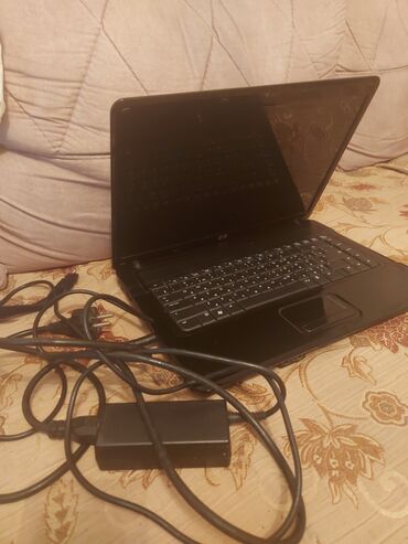 Apple MacBook: AMD A3, 15.6 "