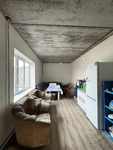 Продажа коттеджей и домов: Продается двухэтажный кирпичный дом с металлической крышей и — 10