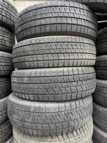шины диски на спринтер: 175/65/14 4 шт комплект в идеальном состоянии 
Фирма Bridgestone