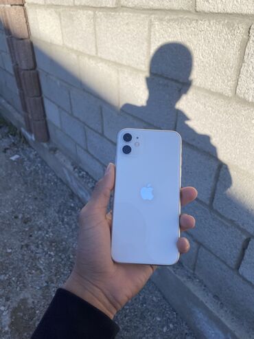 Apple iPhone: IPhone 11, Б/у, 128 ГБ, Белый, Чехол — 6