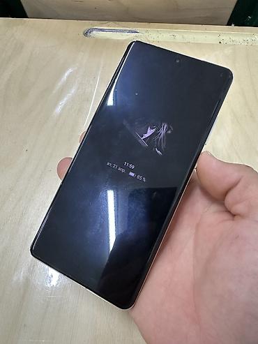 OnePlus: OnePlus 12, Б/у, 512 ГБ, цвет - Белый, 2 SIM — 3