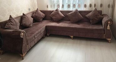 Защитные пленки и стекла: (Uqul divan) yaxwi veziyyetde hec bir prablemi yoxdur seliqeli