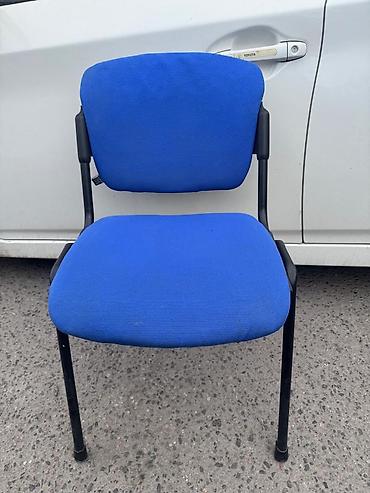 Продаю офисные стулья 8 шт цена -900 сом at lalafo.kg Продаю офисные стулья 8 шт цена -900 сом