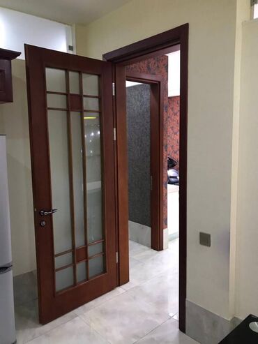 Digər kommersiya daşınmaz əmlakı: Nizami metrosunun yaxınlığında 1-ci mərtəbəsində yerləşən təmirli — 10