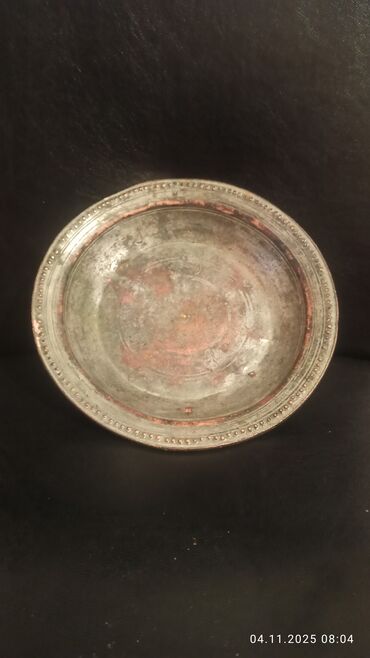 Əntiq qablar: Məhsul: Əl işli mis/naqişli qablar dəsti (3 ədəd) Təsvir: - Şərq — 20