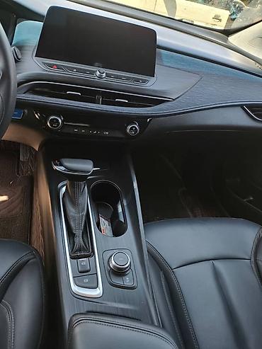 bud e9: Buick : 2022 г., Электромобиль — 5
