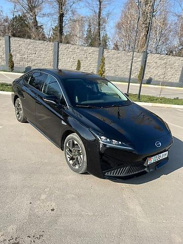 GAC: Aion S Plus — полностью электрический седан в чёрном цвете. Кузов и — 2