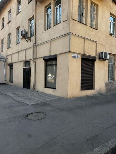 сдаю место дордой: Сдаю Офис, 58 м², В жилом комплексе, С отдельной кухней, С отдельным входом, С отдельным сан узлом