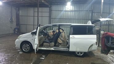 обмен на авто с доплатой: Toyota Ipsum: 2.4 л, Автомат, Бензин, Универсал