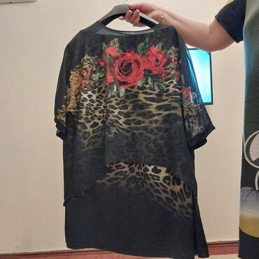 son zeng yupka rengleri: 4XL (EU 48), rəng - Qara