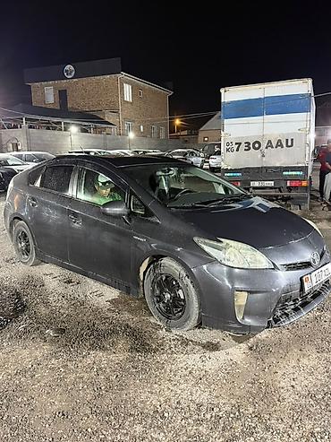 126: Toyota Prius: 2018 г., Вариатор, Гибрид, Хэтчбэк — 2