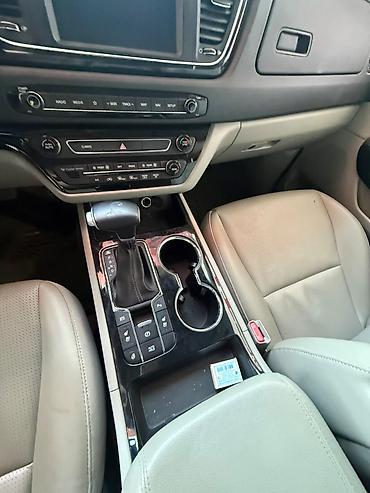 Продажа авто: Kia Carnival: 2019 г., 2.2 л, Автомат, Дизель, Минивэн — 7