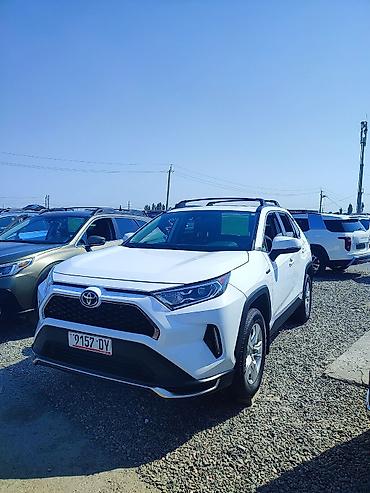 Toyota RAV4: 2021 г., 2.5 л, Гибрид, Кроссовер