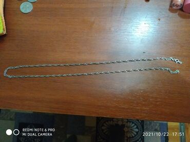 серебренную цепочку in Кыргызстан | ЦЕПОЧКИ: Продам серебряную цепочку 50 см но нужно будет сделать замок 925 пробы