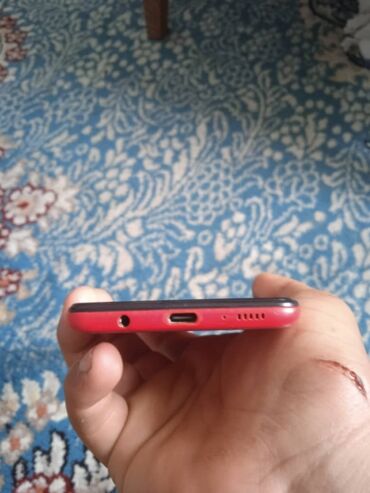 Samsung A20, Б/у, 32 ГБ, цвет - Красный, 2 SIM