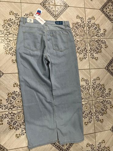 джинсы костюм: Джинсы XL (EU 42), цвет - Голубой