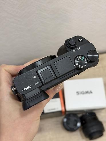 mini 4k: Продаю Sony A6400 в комплекте с двумя объективами: — китовый Sony — 3