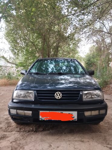 фолсфаген пассат б3: Volkswagen Vento: 1993 г., 1.8 л, Механика, Бензин, Седан
