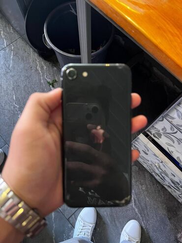 ddr2 для ноутбука: Смартфон Apple iPhone в черном цвете. Модель имеет одну основную
