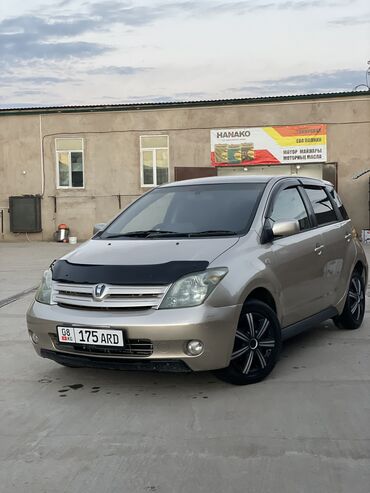 срочные авто: Toyota ist: 2003 г., 1.5 л, Автомат, Бензин, Седан