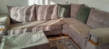 yeni divan: Künc divan, İşlənmiş, Açılan, Bazalı, Parça, Çatdırılma yoxdur